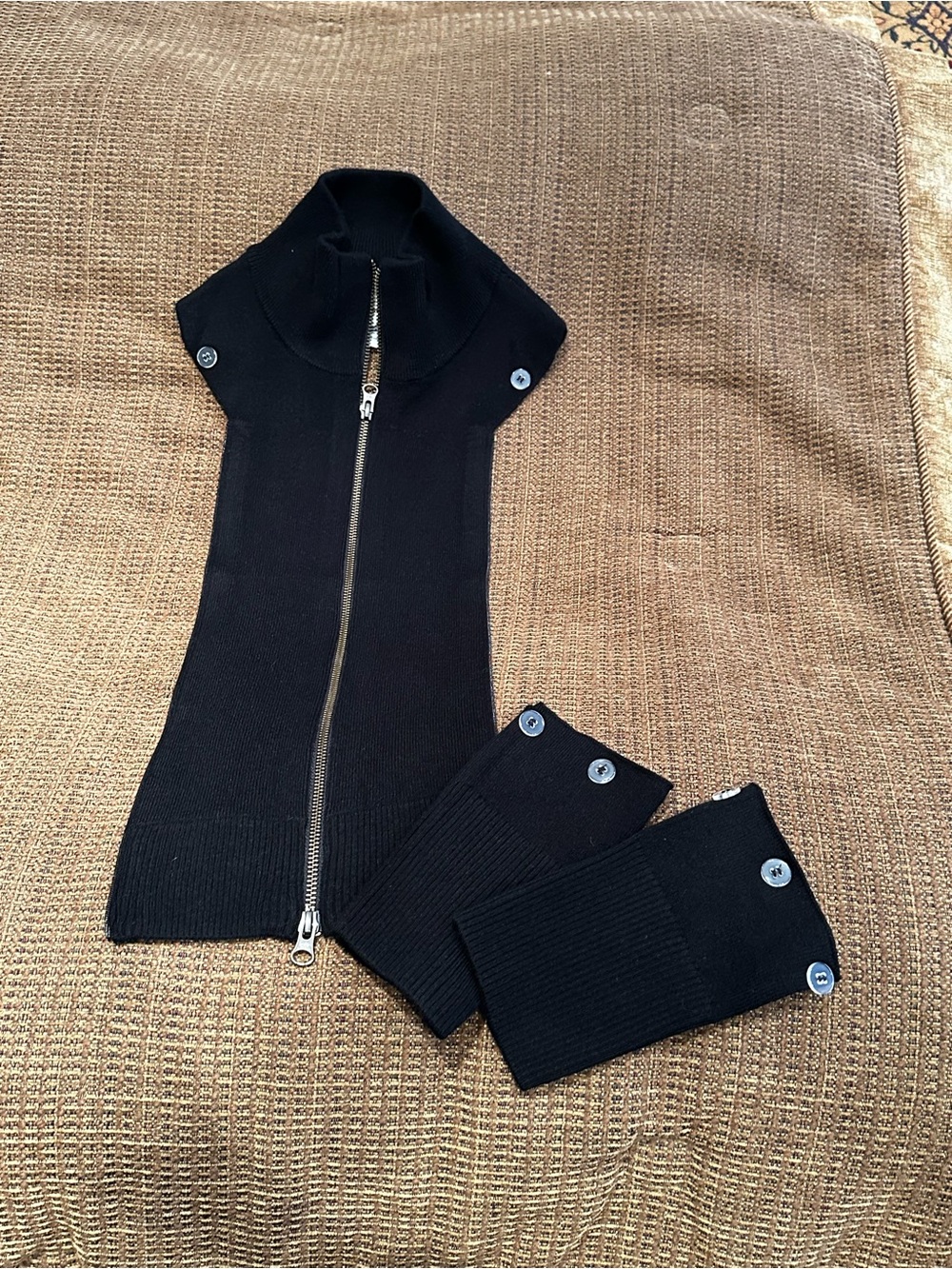 Veronica Beard Black Cashmere Uptown Dickey insert w/ Cuffs-New